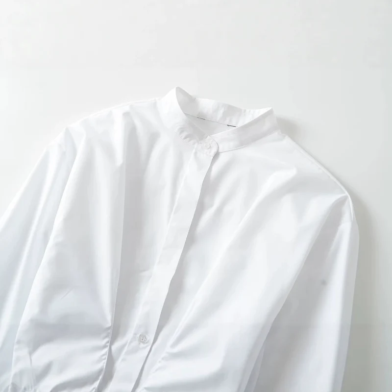 Damen Taillierte Kurzbluse mit vorderer Schnürung und Stehkragen Drune