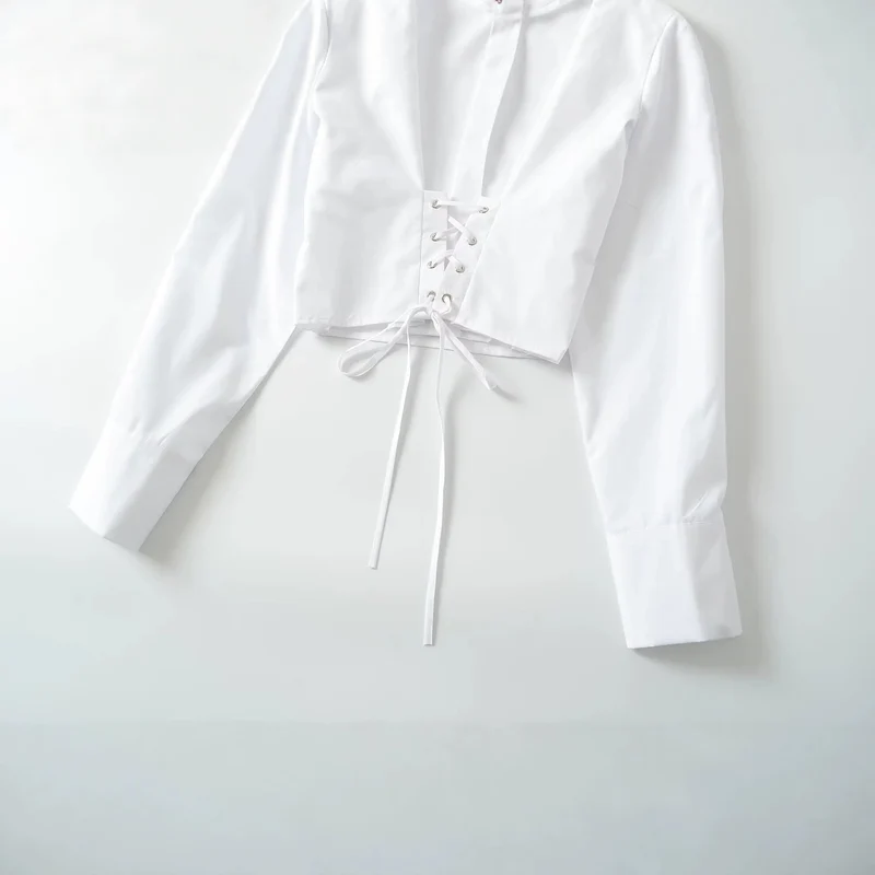 Damen Taillierte Kurzbluse mit vorderer Schnürung und Stehkragen Drune