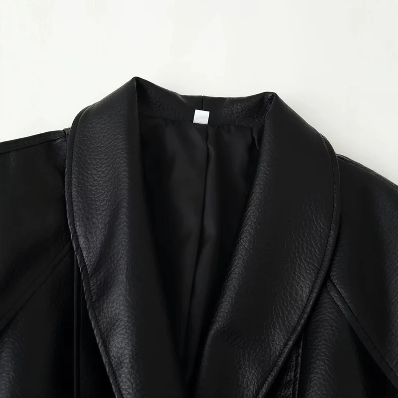 Damen Taillierte Kunstleder-Jacke mit Schalkragen und Bindegürtel Drune