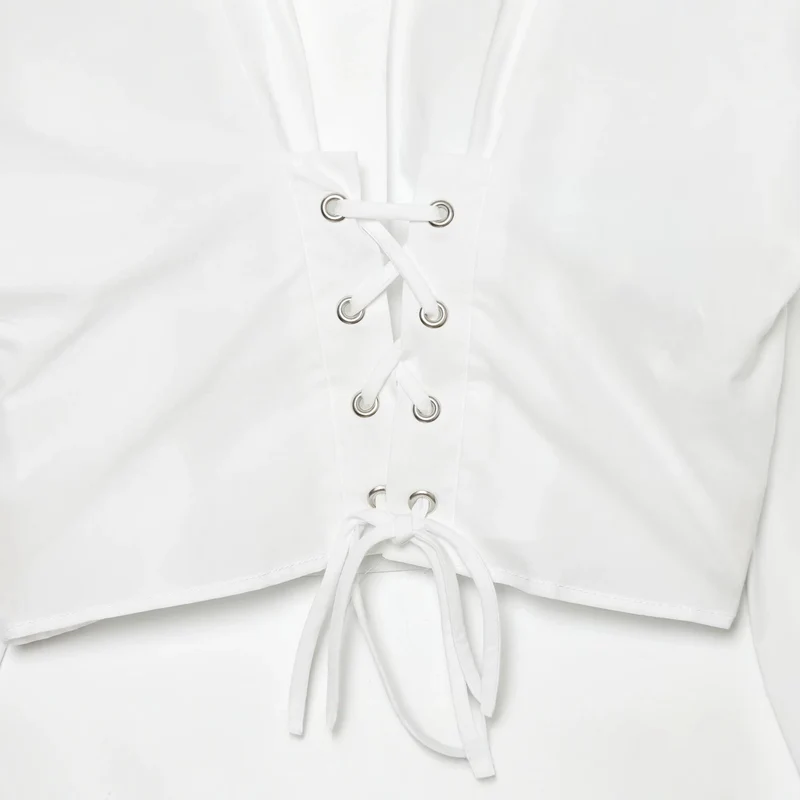 Damen Taillierte Cropped-Bluse mit Stehkragen, Schnürung und langen Manschetten Drune