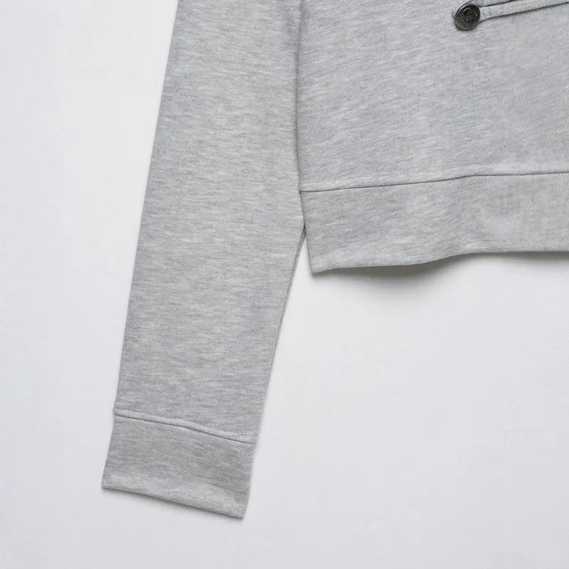 Damen Cropped-Sweatjacke mit Stehkragen und dekorativer Zierknopfleiste Drune
