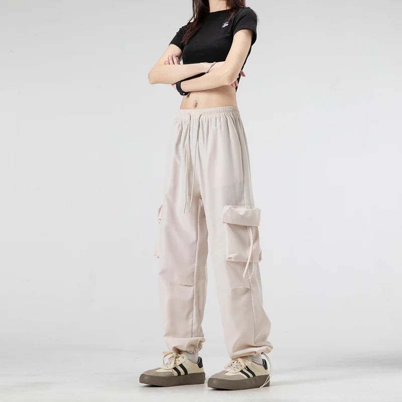 Unisex Weite Cargo‑Hose im Baggy‑Cut mit Tunnelzugbund, Mehrfachklappen und verstellbaren Beinabschlüssen Drune