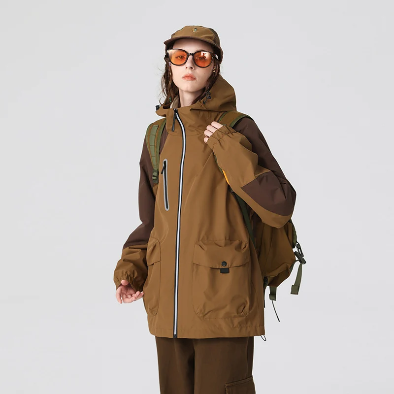 Herren zweilagige technische Regenjacke mit verstellbarer Kapuze und verschweißten Nähten Drune