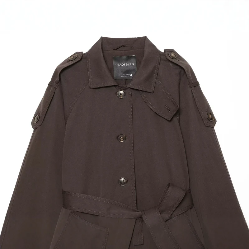 Damen Kurzes Cape-Trench mit taillierendem Bindegürtel und Schulterpatten Drune