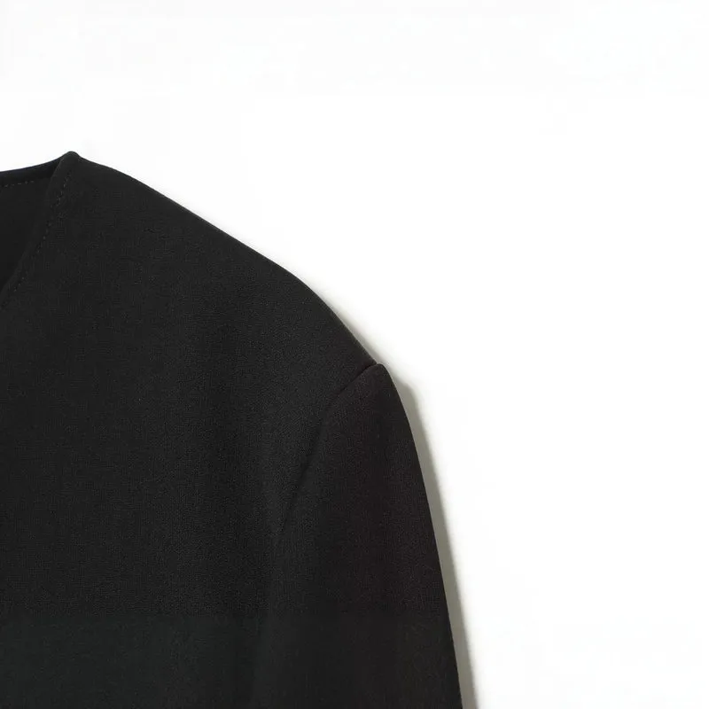 Damen Kurzblouson im Utility‑Style mit Taillengürtel, Pattentaschen und Rundhalsausschnitt Drune