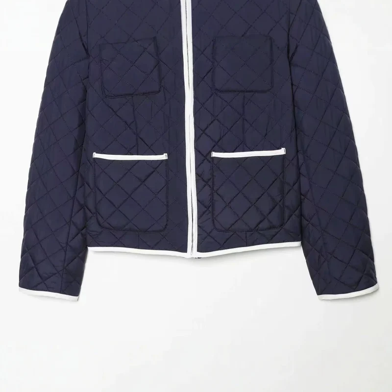 Damen Kurz gesteppte Jacke mit Rundhals, Kontrastpaspel und aufgesetzten Taschen Drune