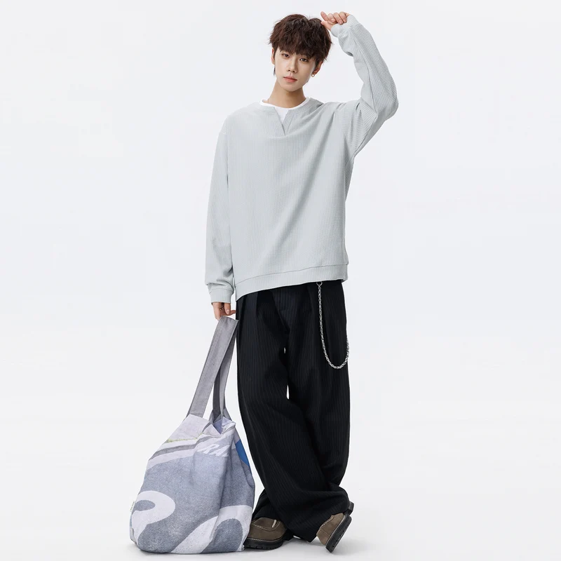Herren Oversize Waffelstruktur-Langarmshirt mit V‑Einsatz und Layering-Optik Drune