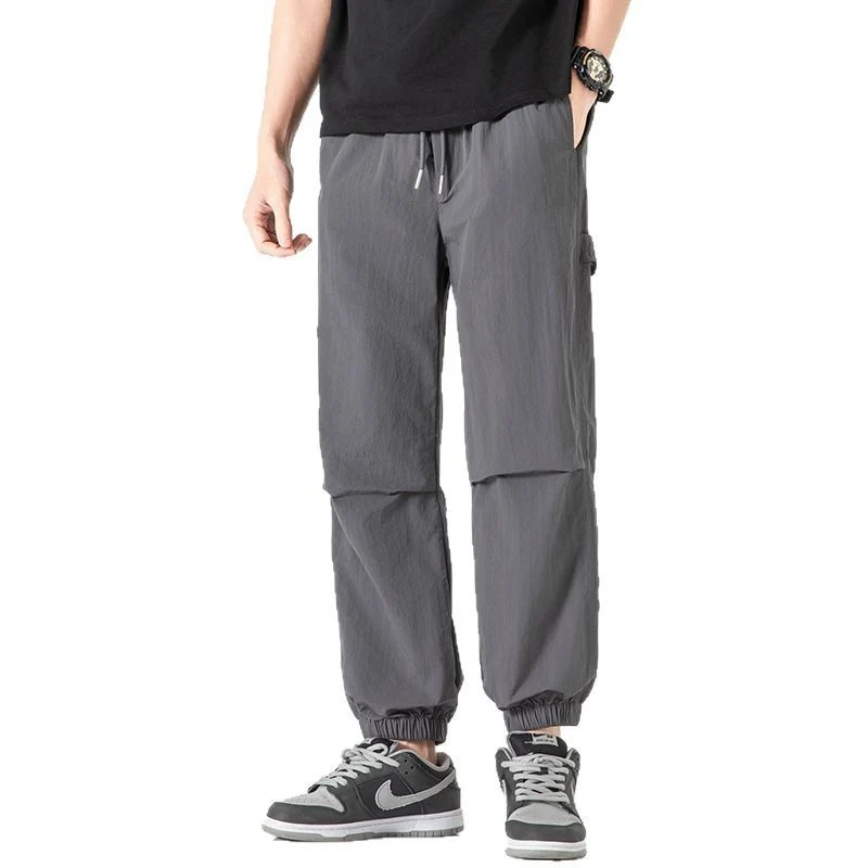 Herren Nylon-Mix Relaxed-Jogger mit elastischem Komfortbund, verdeckten Reißverschlusstaschen und geripptem Knöchelabschluss Drune
