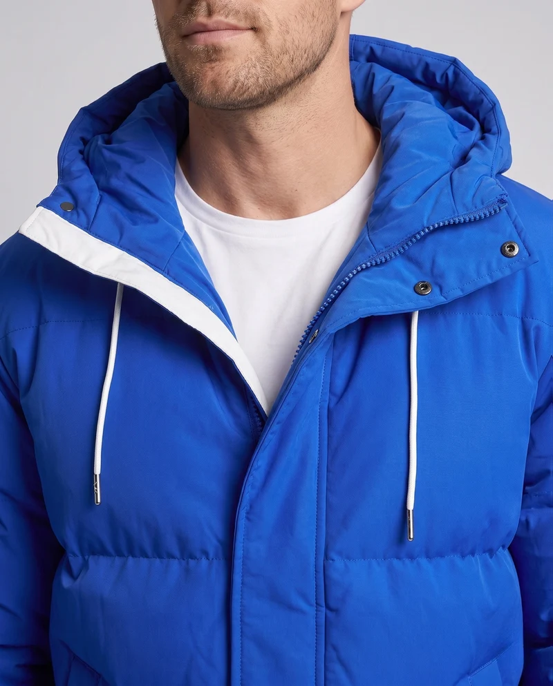 Herren urban gesteppter Hoodie mit thermischer Isolierung, kontrastierendem Besatz und verstellbarem Saum