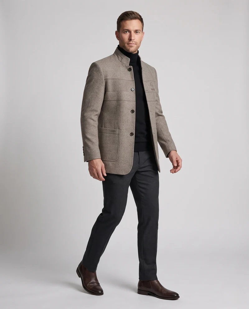 Eleganter Wollmisch-Mantel für Herren mit Stehkragen und schlanker Silhouette