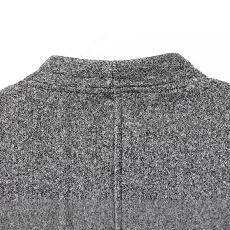 Damen Kurze Boxy‑Wollmix‑Jacke mit Rundhals und dekorativen Metallknöpfen Drune