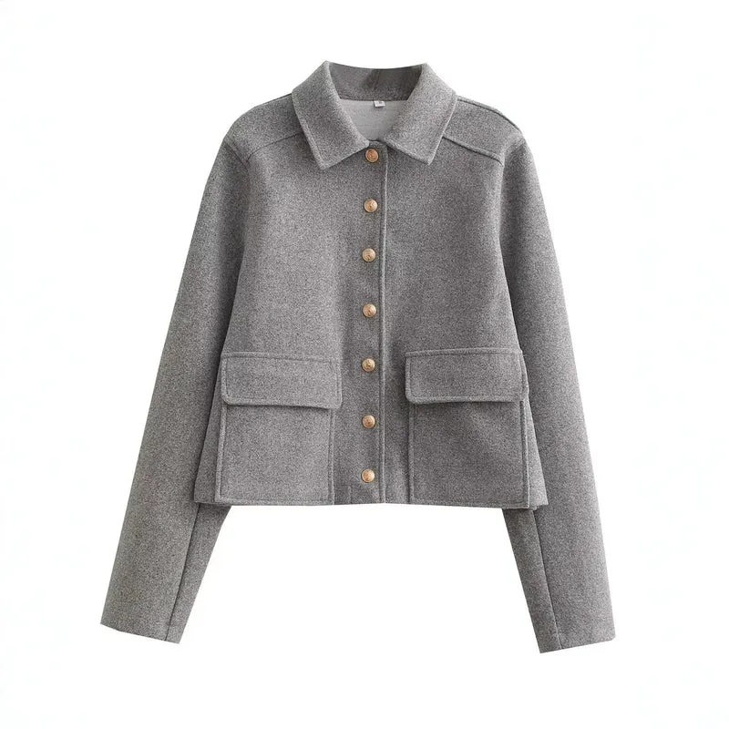 Damen Kurze Boxy-Wollmix-Jacke mit aufgesetzten Pattentaschen und goldfarbenen Zierknöpfen Drune