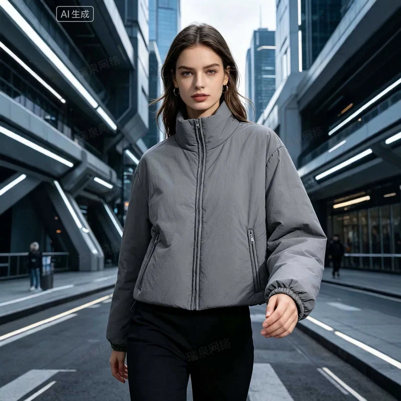 Damen Kurze Boxy‑Steppjacke mit hohem Stehkragen, Reißverschlusstaschen und elastischen Bündchen Drune