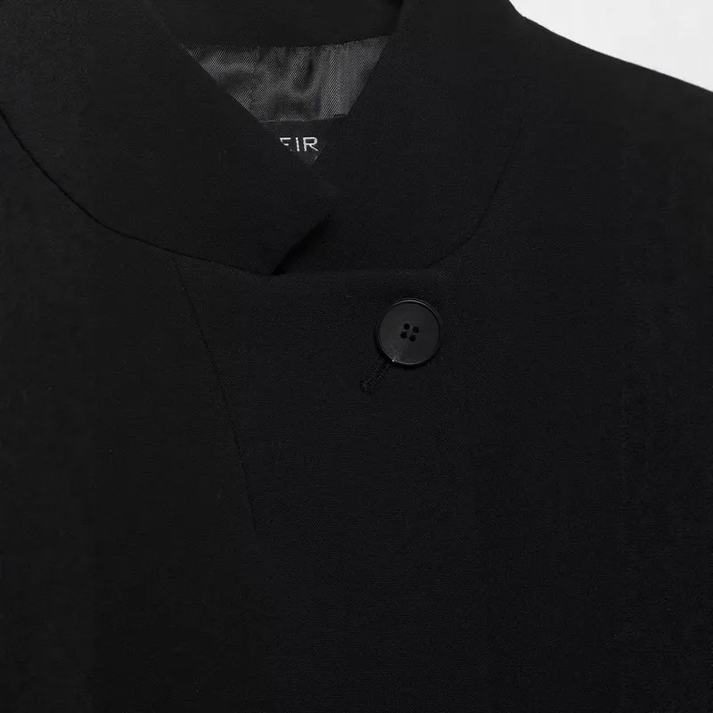 Damen Kurze Boxy-Capejacke mit Stehkragen, verdeckter Knopfleiste und Pattentasche Drune