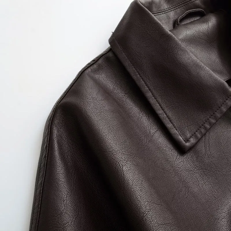 Damen Kurze Boxy-Bomberjacke aus veganer Lederoptik mit Hemdkragen und elastischem Bund Drune