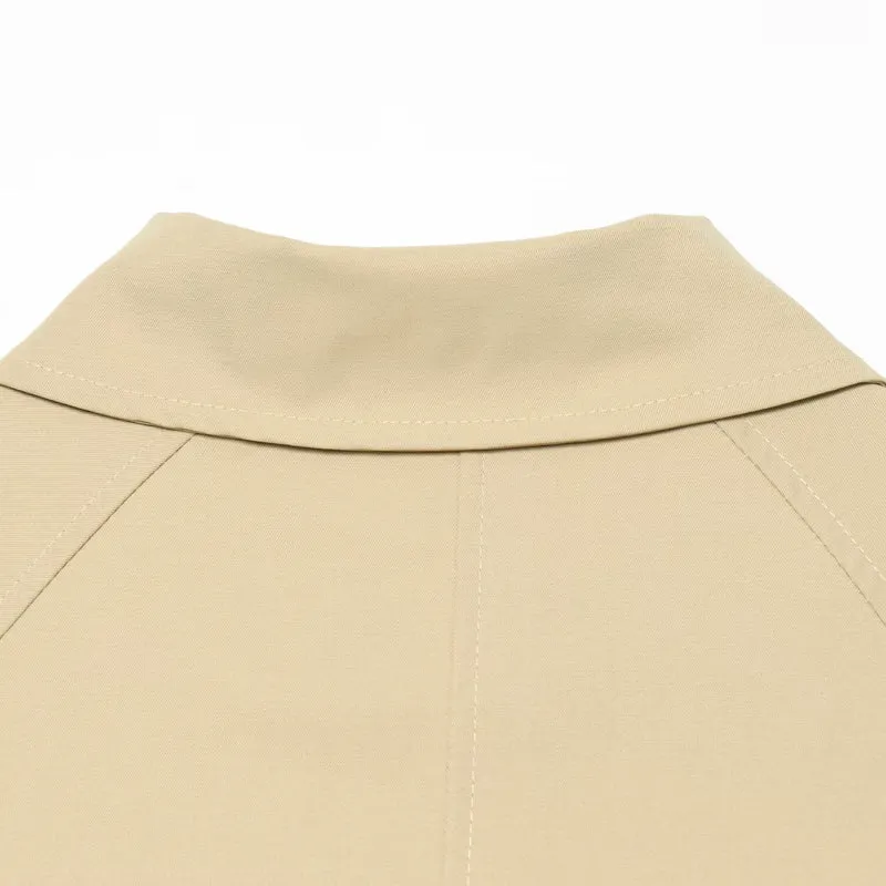 Damen Kurzblouson im Boxy‑Trenchstil mit Raglanärmeln und Hornknöpfen Drune