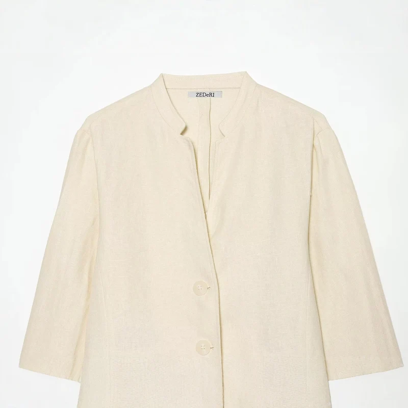 Damen Kurzblazer mit Stehkragen und Knopfleiste Drune