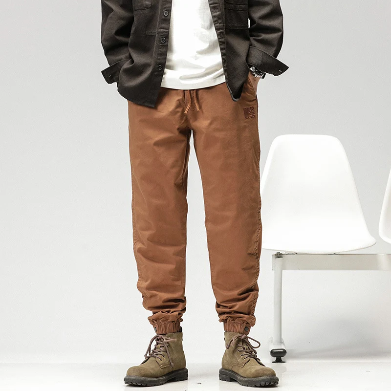 Herren Konisch geschnittene Utility-Joggerhose aus Baumwoll-Twill mit elastischem Bund und Kordelzug Drune