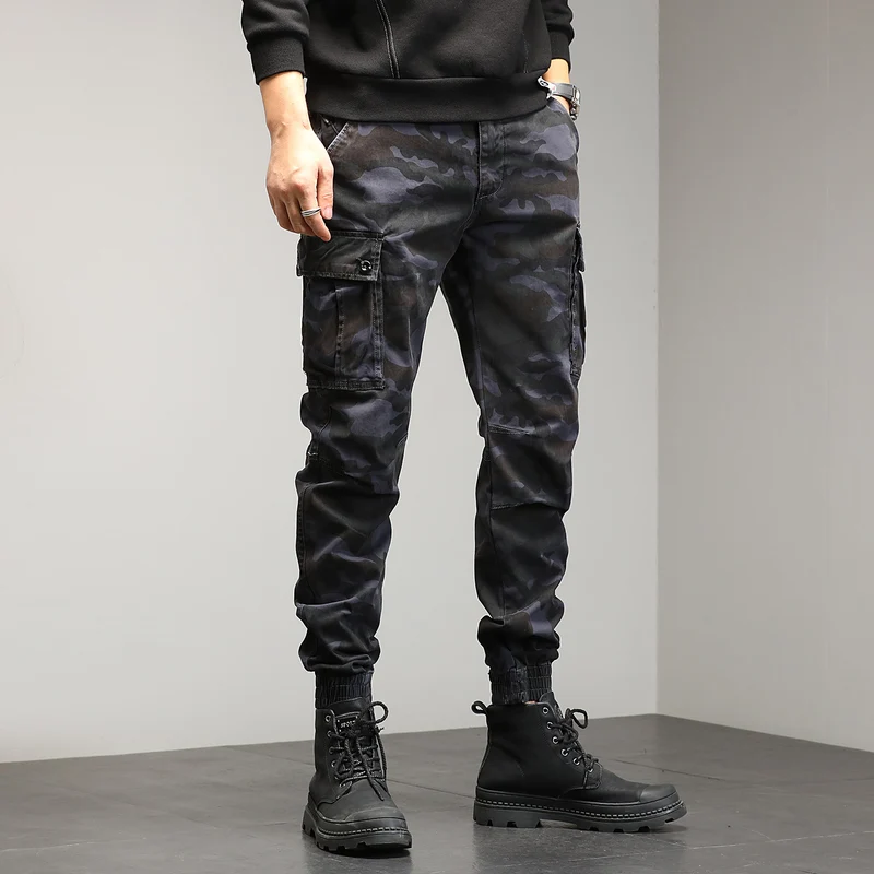 Herren Konisch geschnittene Utility-Cargohose im Camouflage-Joggerstil mit elastischem Bund und gerippten Bündchen Drune
