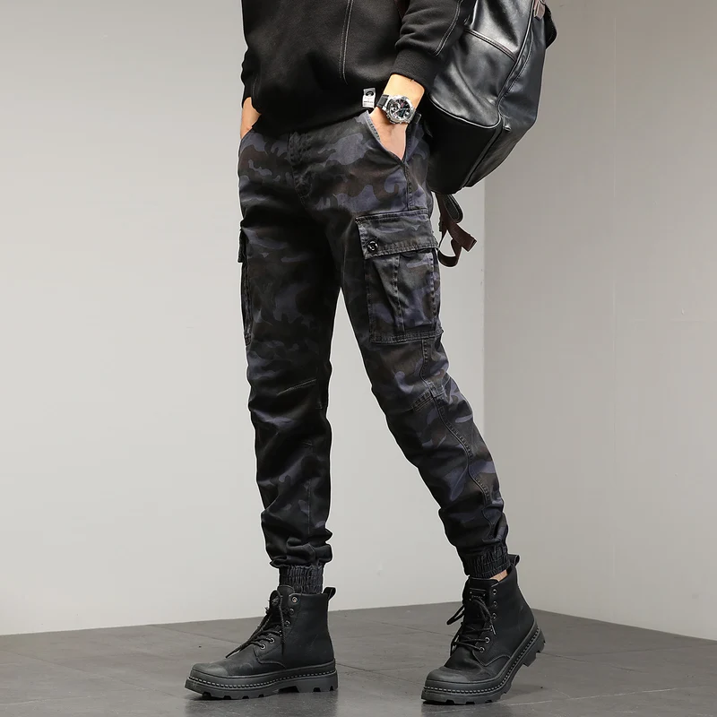 Herren Konisch geschnittene Utility-Cargohose im Camouflage-Joggerstil mit elastischem Bund und gerippten Bündchen Drune