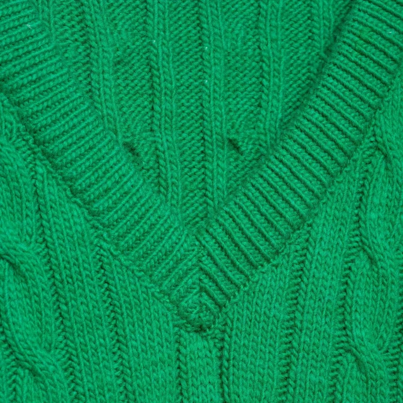 Damen Grobgestrickter V‑Ausschnitt Zopfstrickpullover mit Rippbündchen Drune