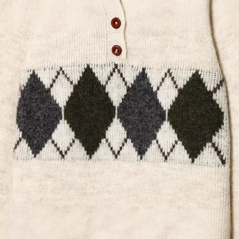 Damen Grobgestrickter Pullover mit Polokragen, Drei‑Knopf‑Blende und Rautenmuster Drune