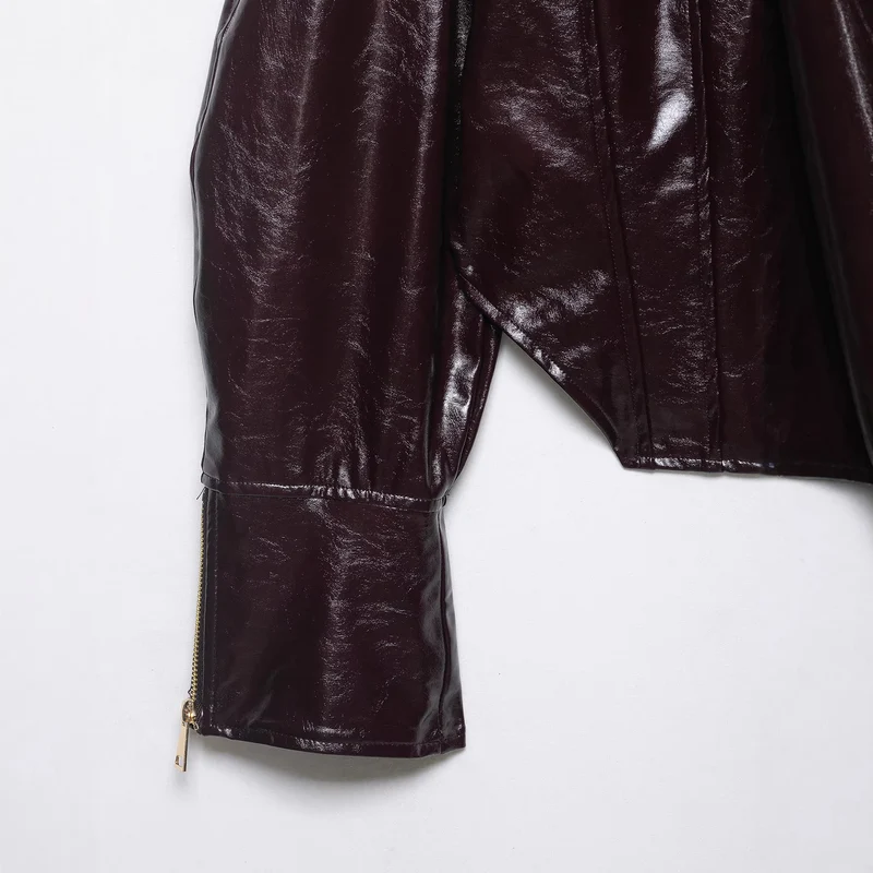 Damen Glänzende Cropped Bikerjacke in Lackoptik mit Schulterklappen und Zip-Ärmeln Drune
