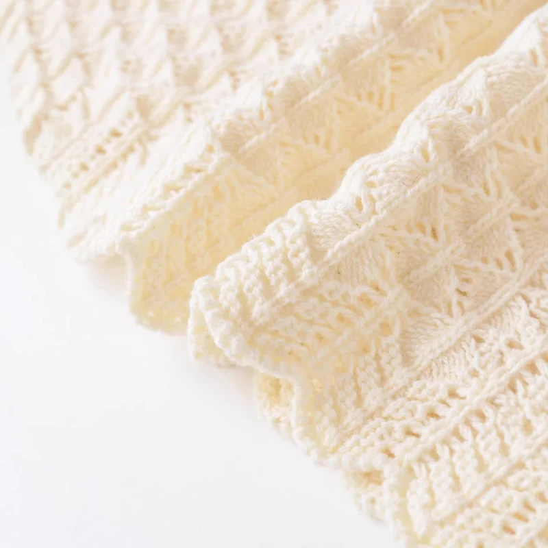 Damen Gestricktes Cropped-Feinstrickoberteil mit Lochmuster und U-Boot-Ausschnitt Drune