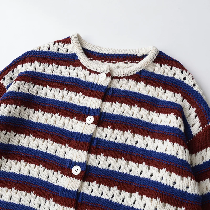 Damen Gestrickte Cropped‑Strickjacke mit Lochmuster und Knopfleiste Drune