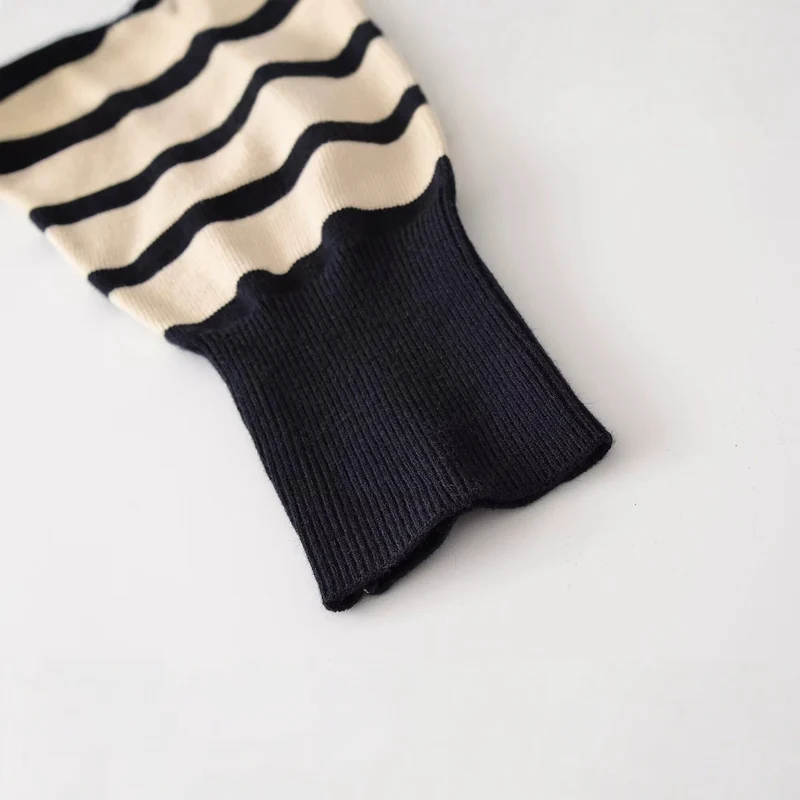 Damen Gestreifter Strickpullover mit halbem Reißverschluss und Stehkragen Drune
