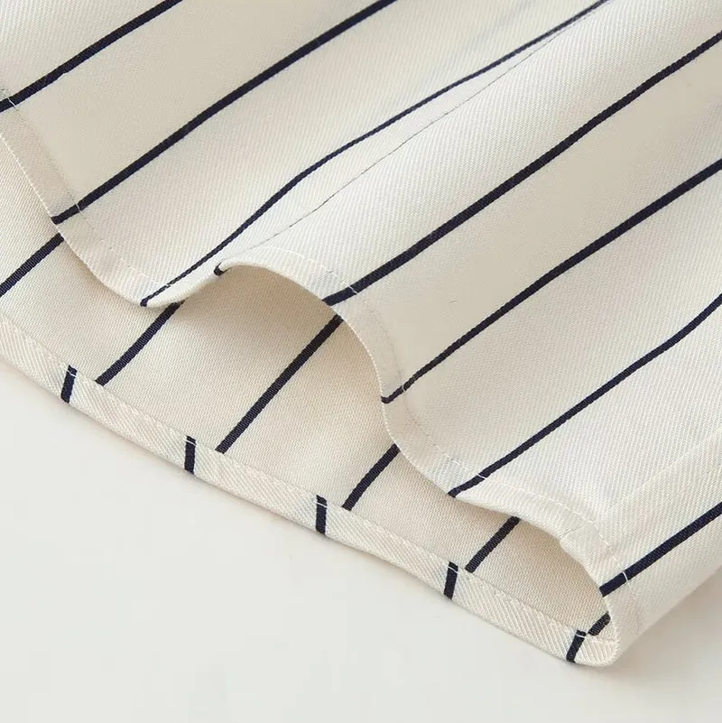 Damen Gestreifte Standkragen‑Bluse mit verdeckter Knopfleiste und Ballonärmeln Drune