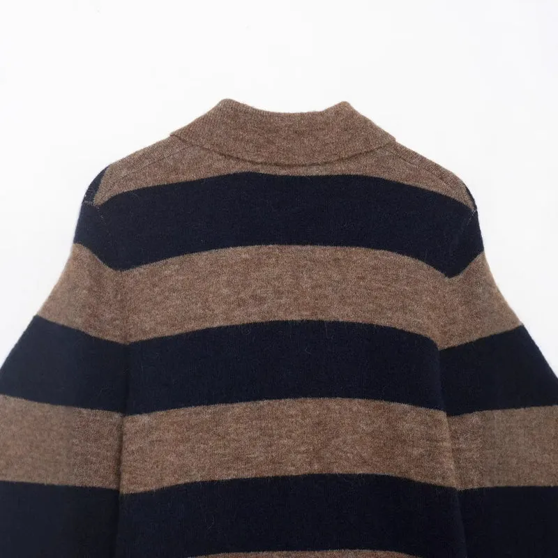 Damen gestreifte kuschelige Strickjacke mit Hemdkragen und durchgehender Knopfleiste Drune