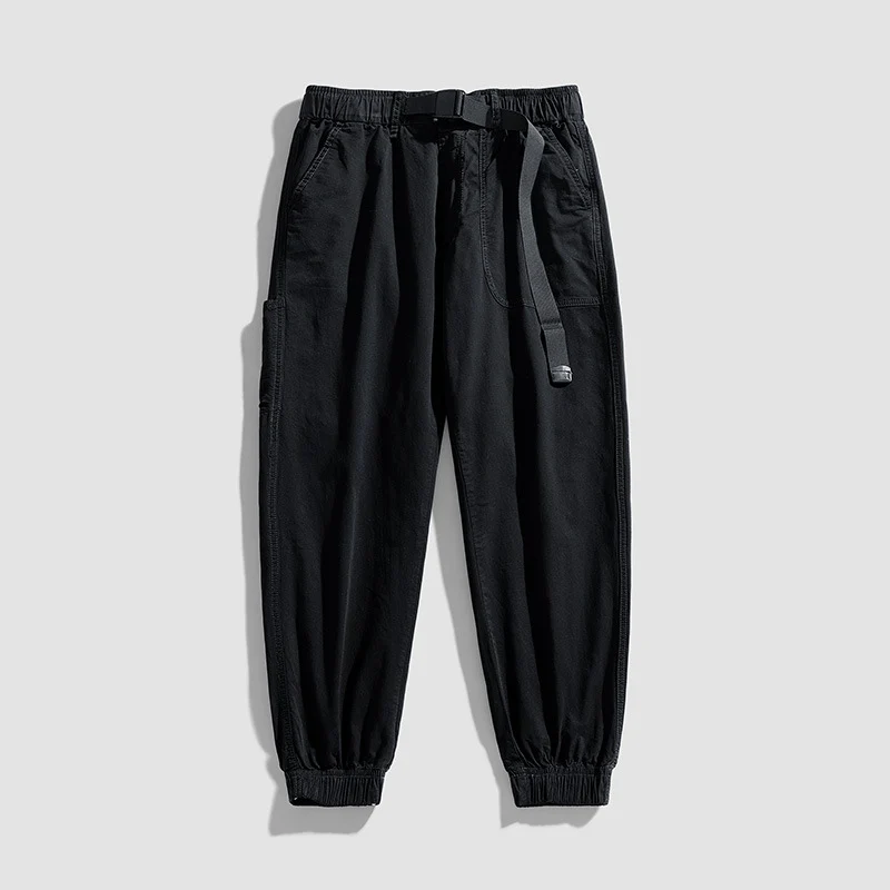 Herren Casual-Joggerhose aus Baumwoll‑Twill mit elastischem Bund, integriertem Webgürtel und geripptem Knöchelabschluss Drune