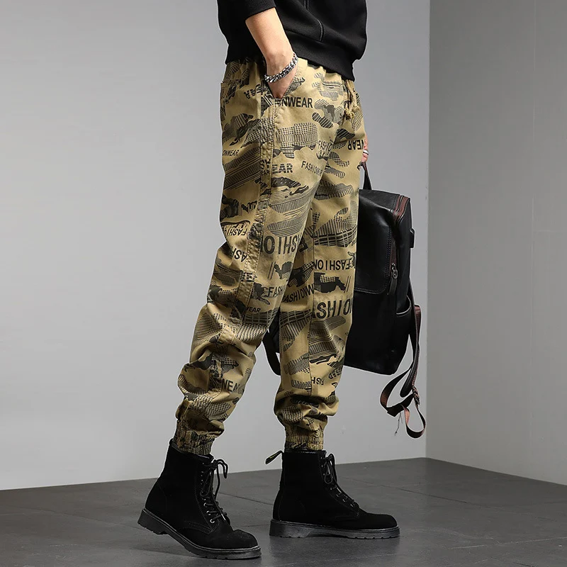Herren Cargohose im Joggerstil mit Camouflage‑Print, Elastischem Tunnelzugbund und Klappentaschen Drune