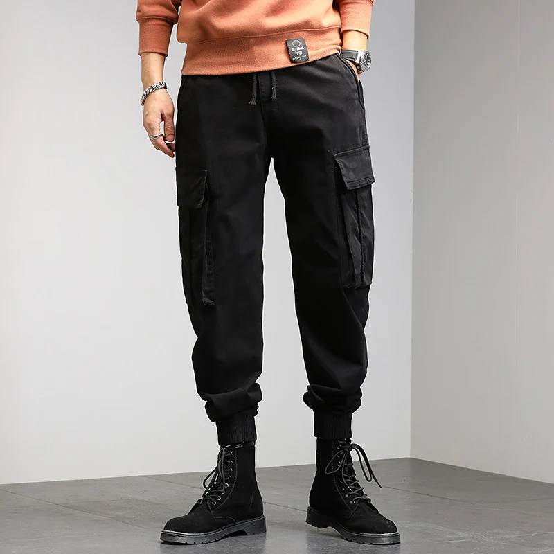 Herren Cargo-Jogginghose im Utility-Style mit Tunnelzugbund, Multifachtaschen und gerippten Bündchen Drune