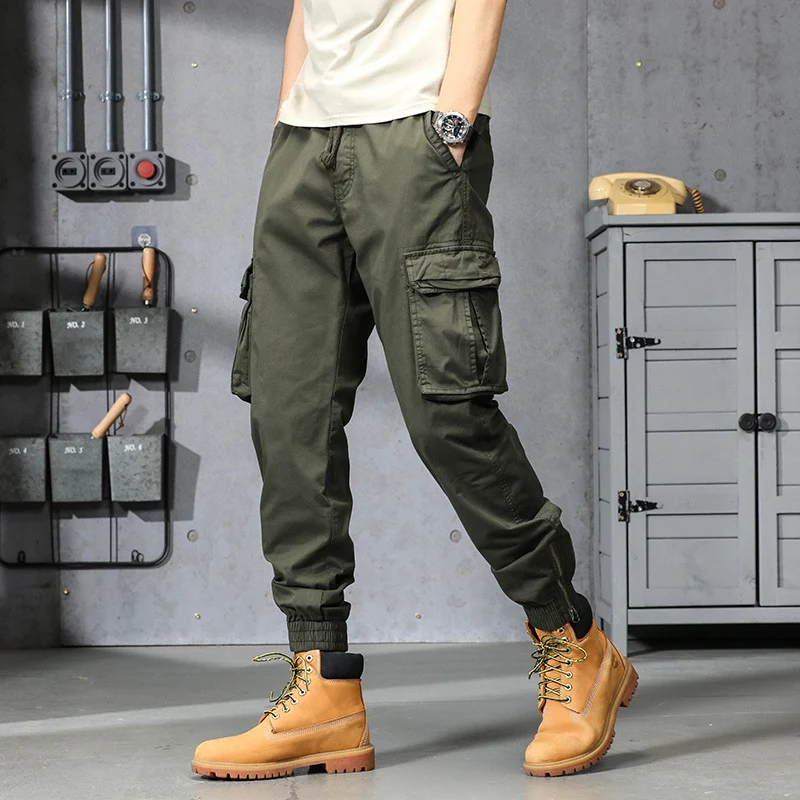 Herren Cargo-Jogginghose im Utility‑Stil mit Tunnelzugbund, Mehrfachtaschen und Reißverschluss‑Knöchel Drune