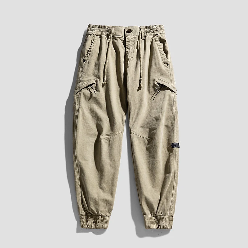 Herren Cargo-Jogginghose im Utility-Look mit elastischem Bund, Kniepaneelen und Klappentaschen Drune
