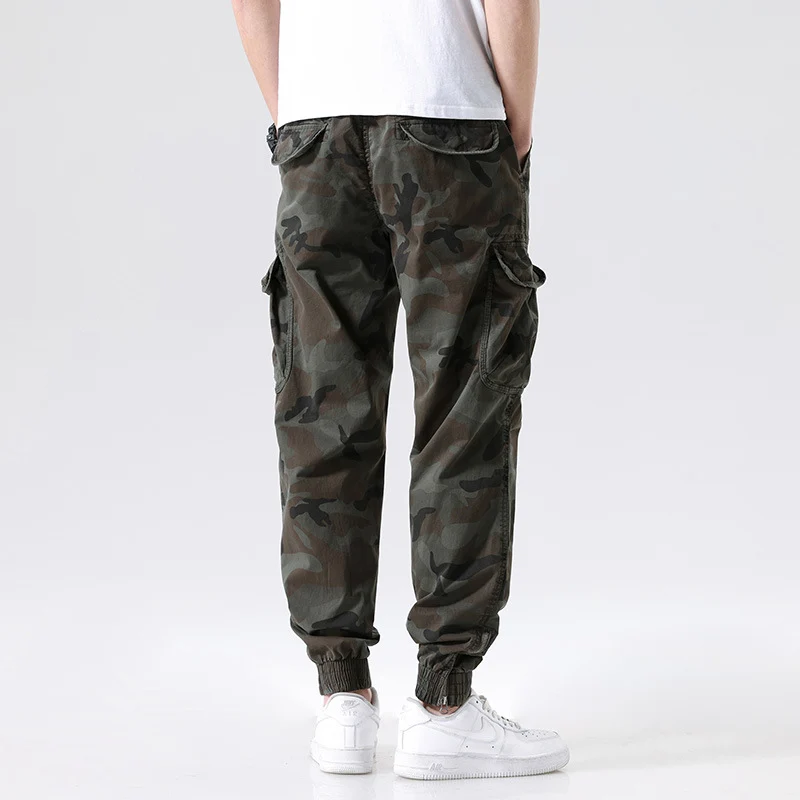 Herren Cargo-Jogginghose im Camouflage-Utility-Design mit großen Klappentaschen Drune