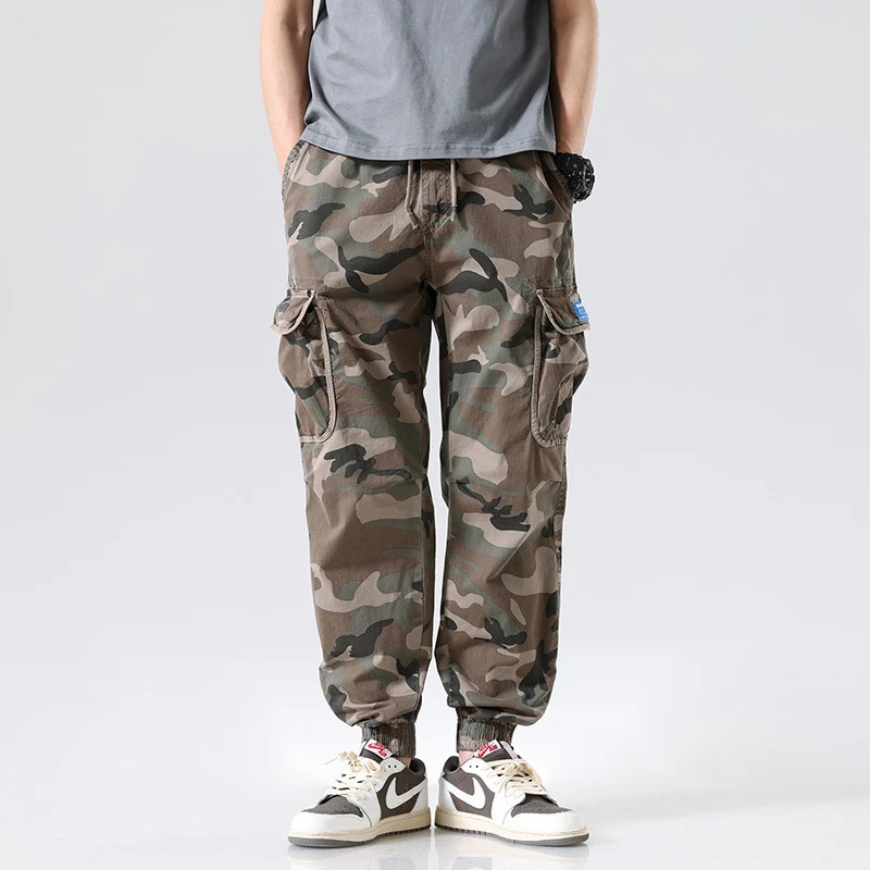 Herren Cargo-Jogginghose im Camouflage-Utility-Design mit großen Klappentaschen Drune