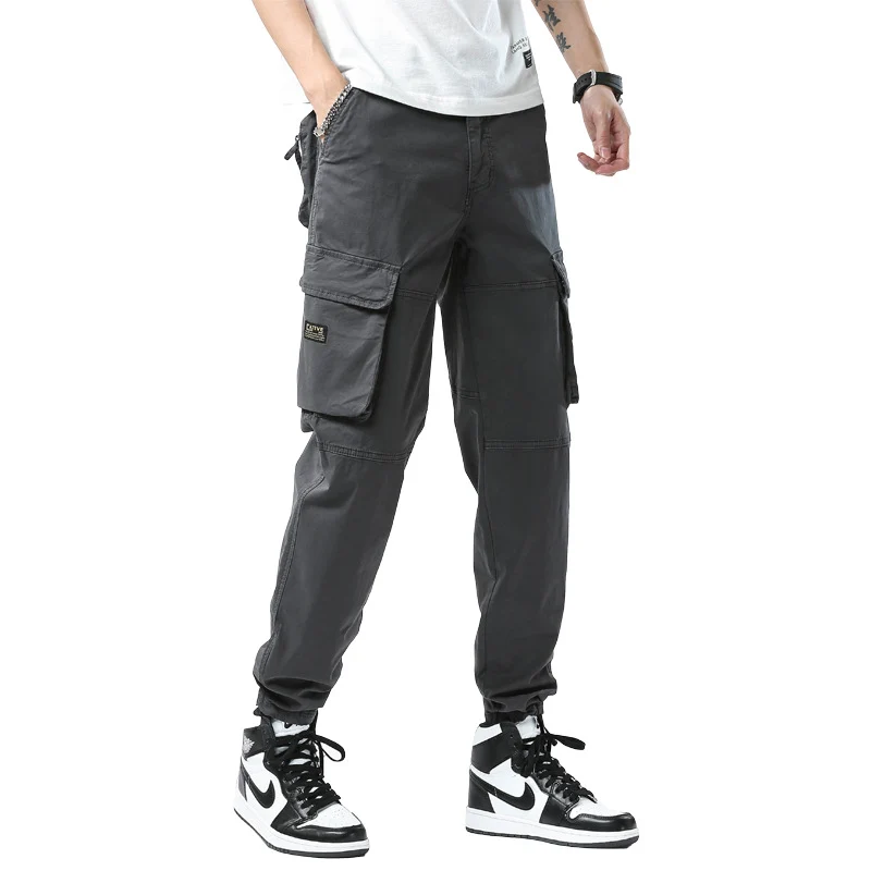 Herren Cargo-Joggerhose mit Kniepasse, elastischem Knöchelsaum und Großvolumigen Klappentaschen Drune