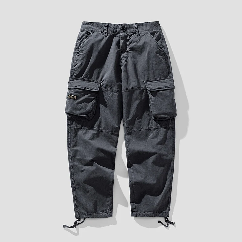 Herren Cargo‑Hose im Utility‑Workwear‑Stil mit großen Klappentaschen, Kniepaneelen und Kordelabschluss Drune