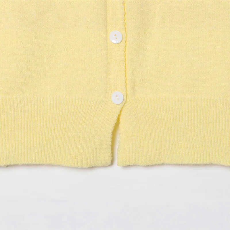 Damen Feinstrick-Cardigan mit integrierter Kontrast-Kapuze und durchgehender Knopfleiste Drune