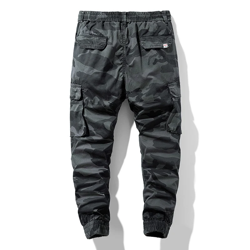 Herren Camouflage-Utility-Cargohose im Joggerstil mit Tunnelzugbund und verstärkten Kniepartien Drune