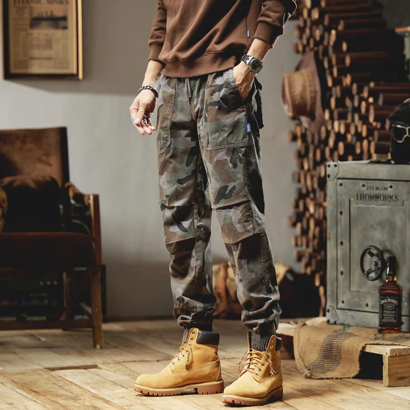 Herren Camouflage-Cargojogger aus robustem Ripstop mit Tunnelzugbund, Kniefalten und elastischen Bündchen Drune