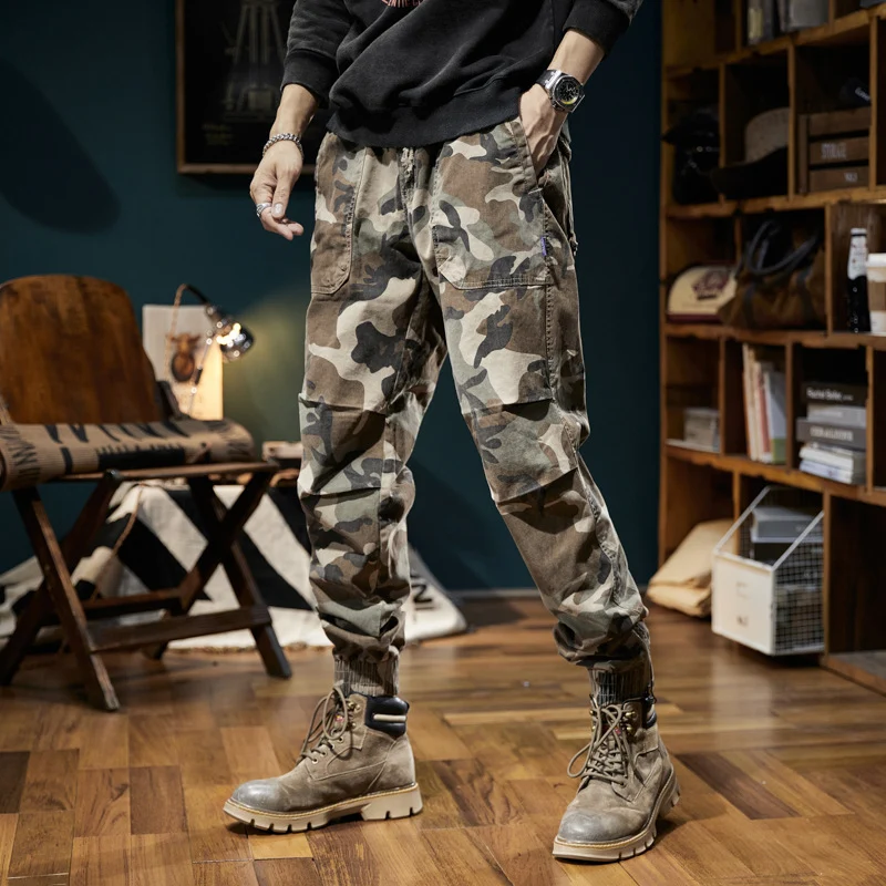 Herren Camouflage-Cargo-Jogginghose mit Tunnelzug, Knieabnähern und geripptem Knöchelabschluss Drune