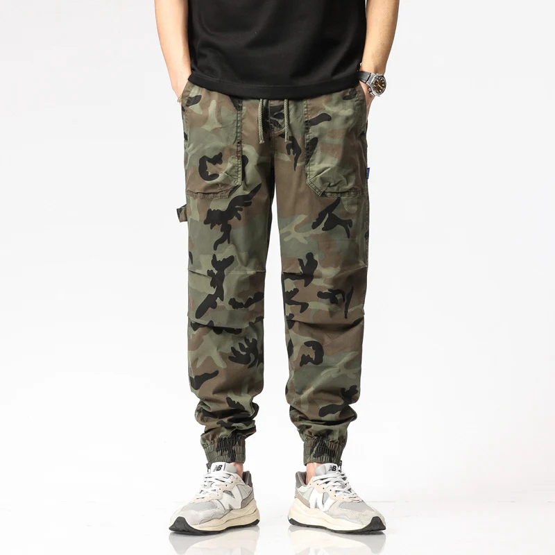 Herren Camouflage-Cargo-Joggerhose mit Tunnelzug, Mehrfachtaschen und gerippten Beinabschlüssen Drune