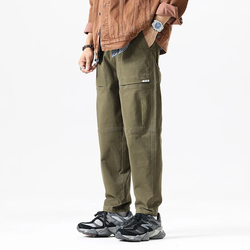 Herren Baggy-Utility-Cargohose im Tapered-Schnitt mit elastischem Tunnelzugbund, aufgesetzten Fronttaschen und Knieabnähern Drune