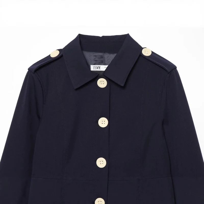 Damen Kurz geschnittene Utility-Jacke mit Schulterklappen und großen Kontrastknöpfen Drune