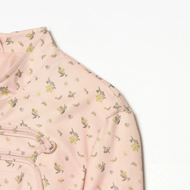 Damen Kurz geschnittene Satin-Militärjacke mit dekorativen Froschverschlüssen und Blumenprint Drune