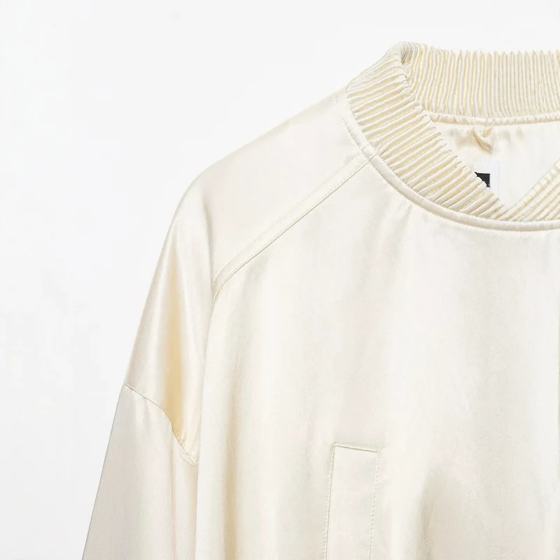Damen Kurz geschnittene Cropped‑Bomberjacke mit geripptem Saum und überschnittener Schulter Drune